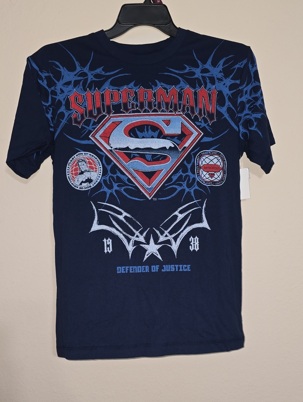 NWT Mens Superman Defender of Justice Navy Graphic Tee Multiple Sizes Available